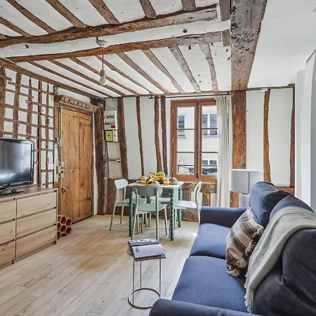 Bnbnova - Chic 1br Steps From The Louvre & Palais Royal & Opera Paris
