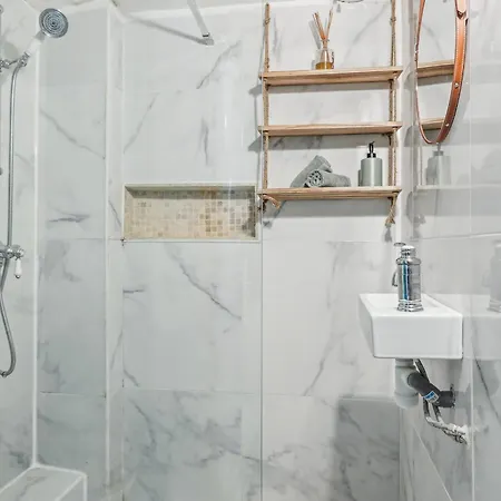 Apartment Bnbnova - Chic 1br Steps From The Louvre & Palais Royal & Opera *